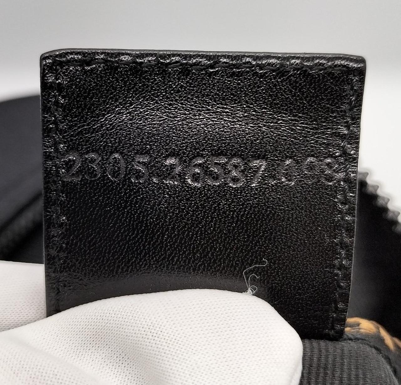 シリアルナンバー