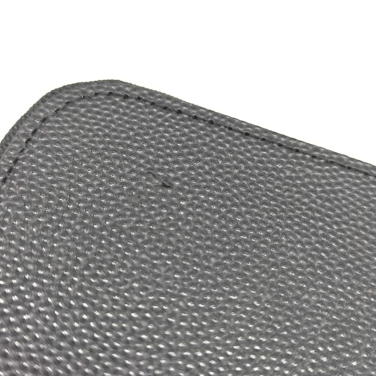 外装裏面　キズがあります