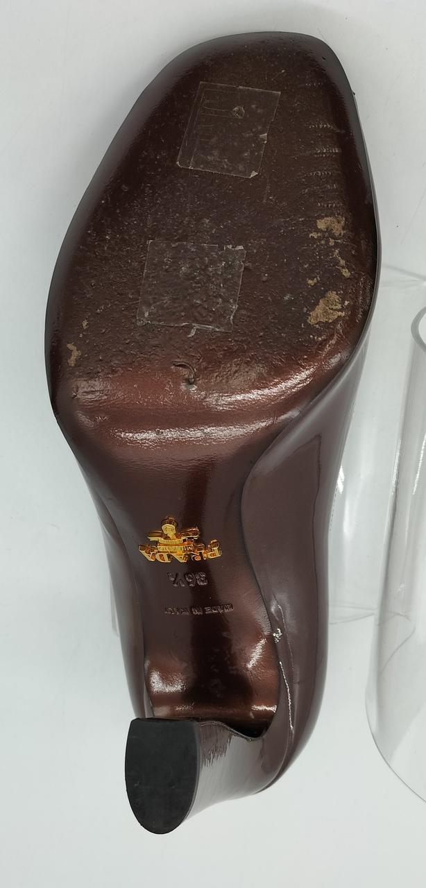 右足　使用感あります