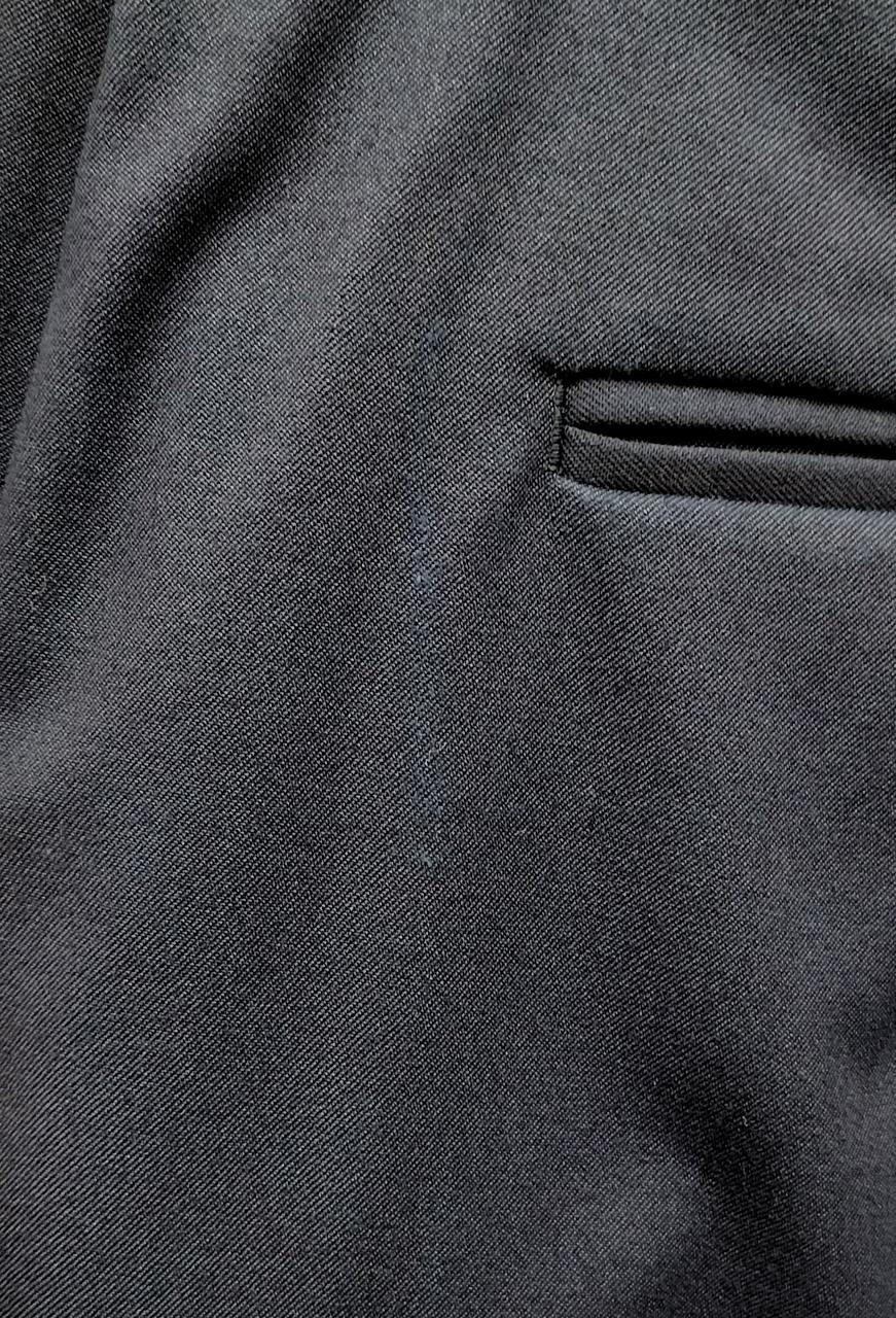 後側左ポケット横に擦れあり