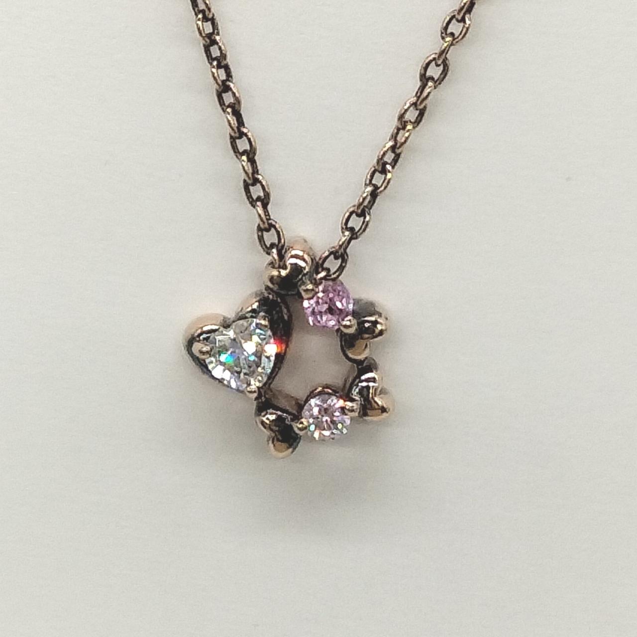 トップ大きさ約0.9cm×0.9cm