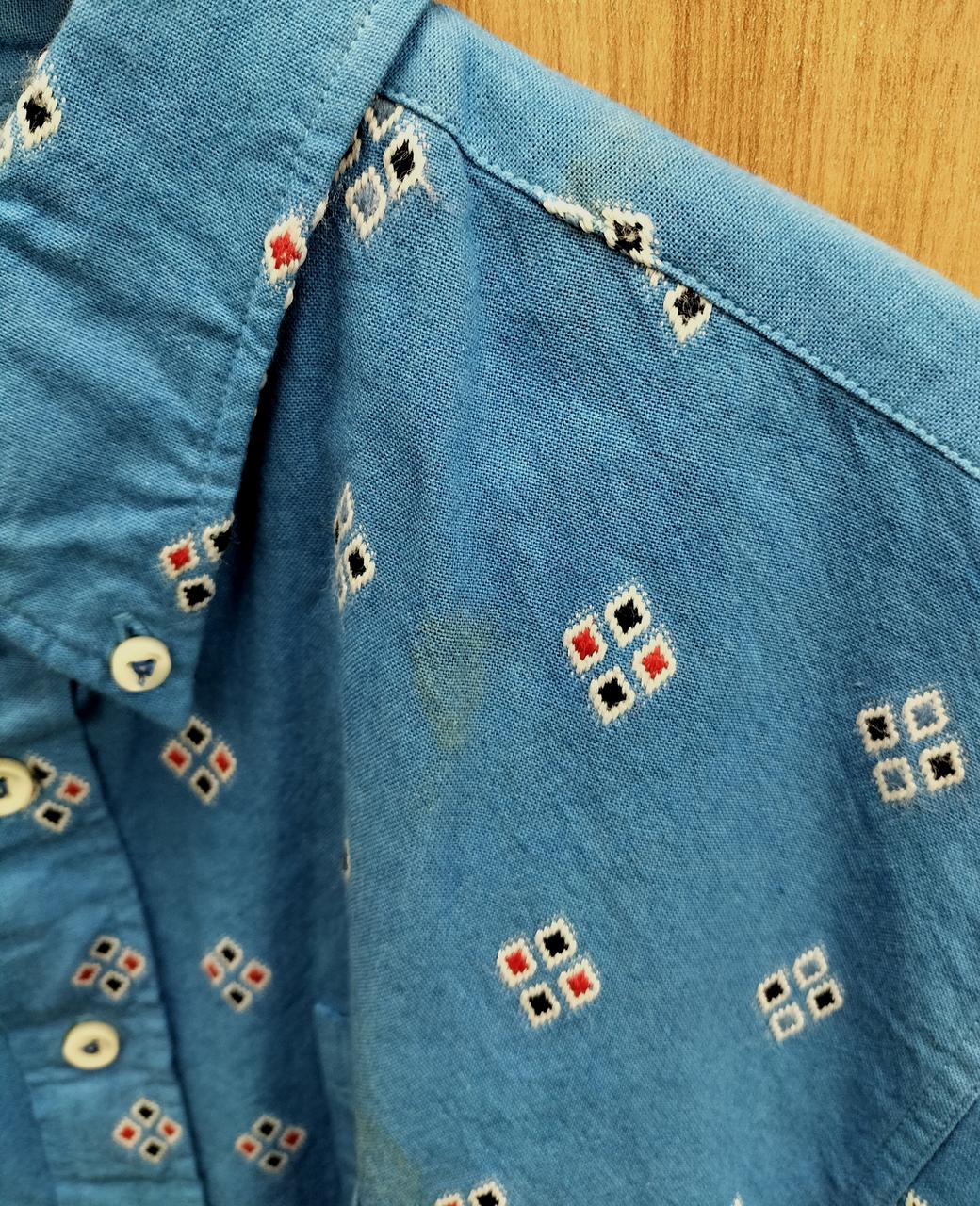 左肩からポッケ付近にシミあり