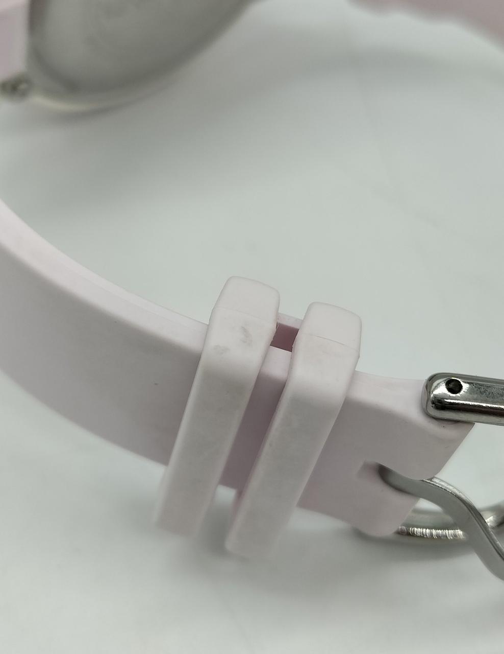 ベルト留め部分汚れあります