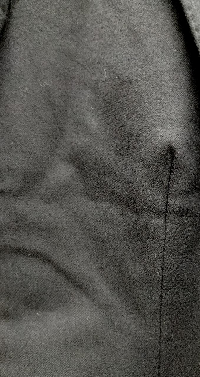 右胸胸付近に擦れあり