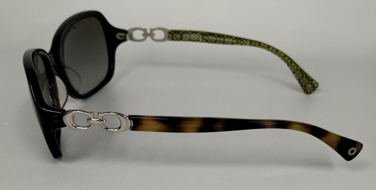 左テンプル浮きあり