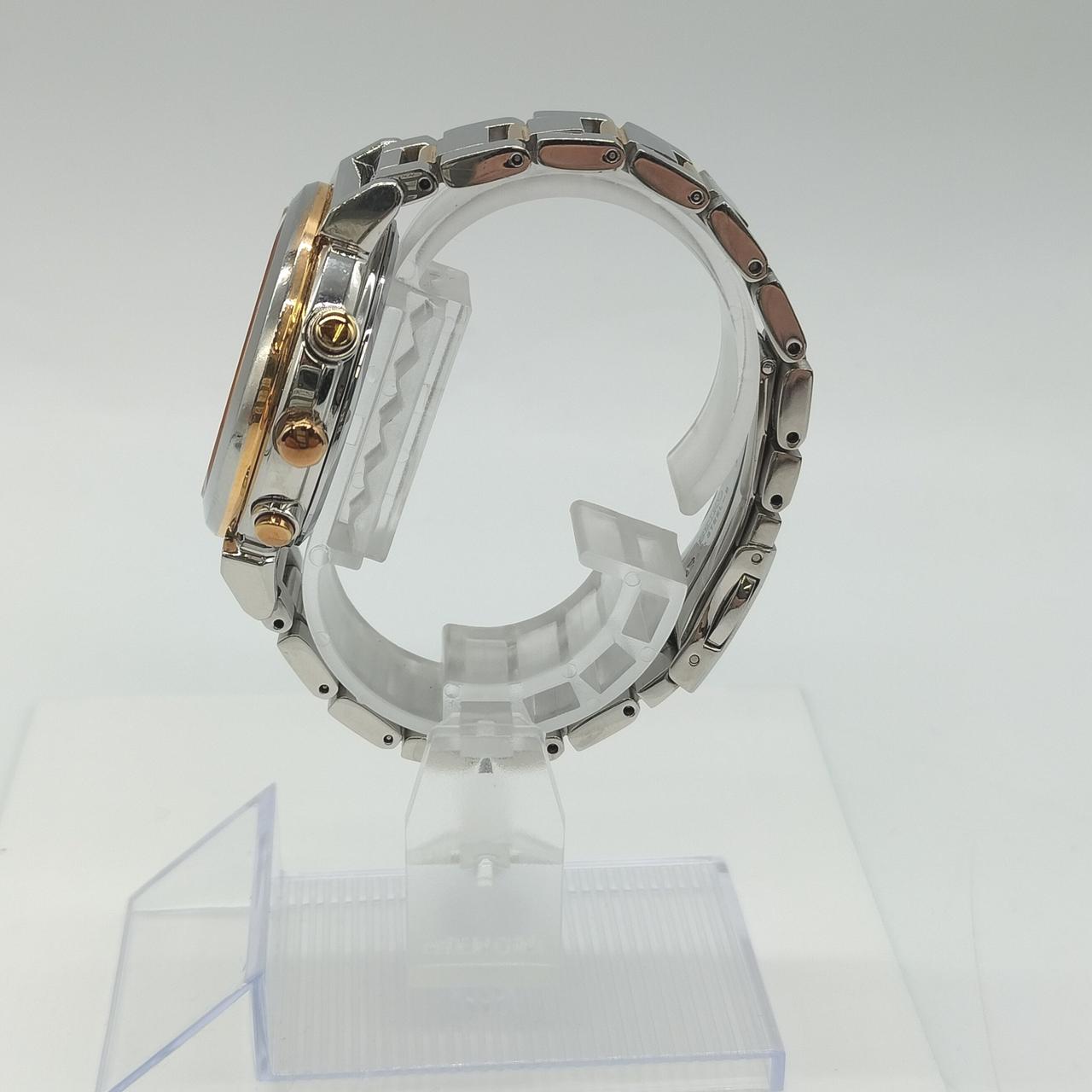 手首周り約14.5cm