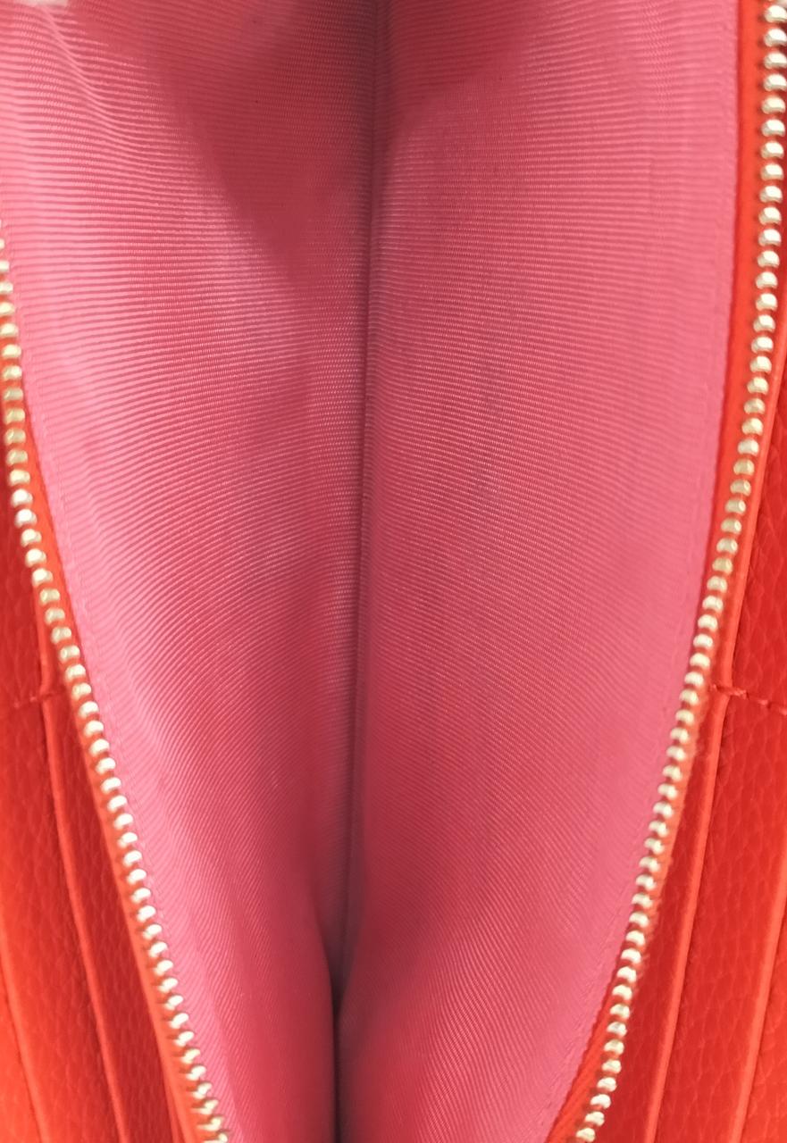 小銭入れに汚れがあります