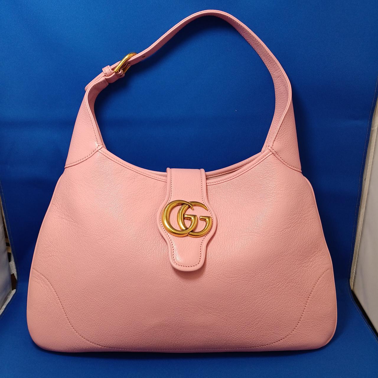 ストラップ、保存袋付き