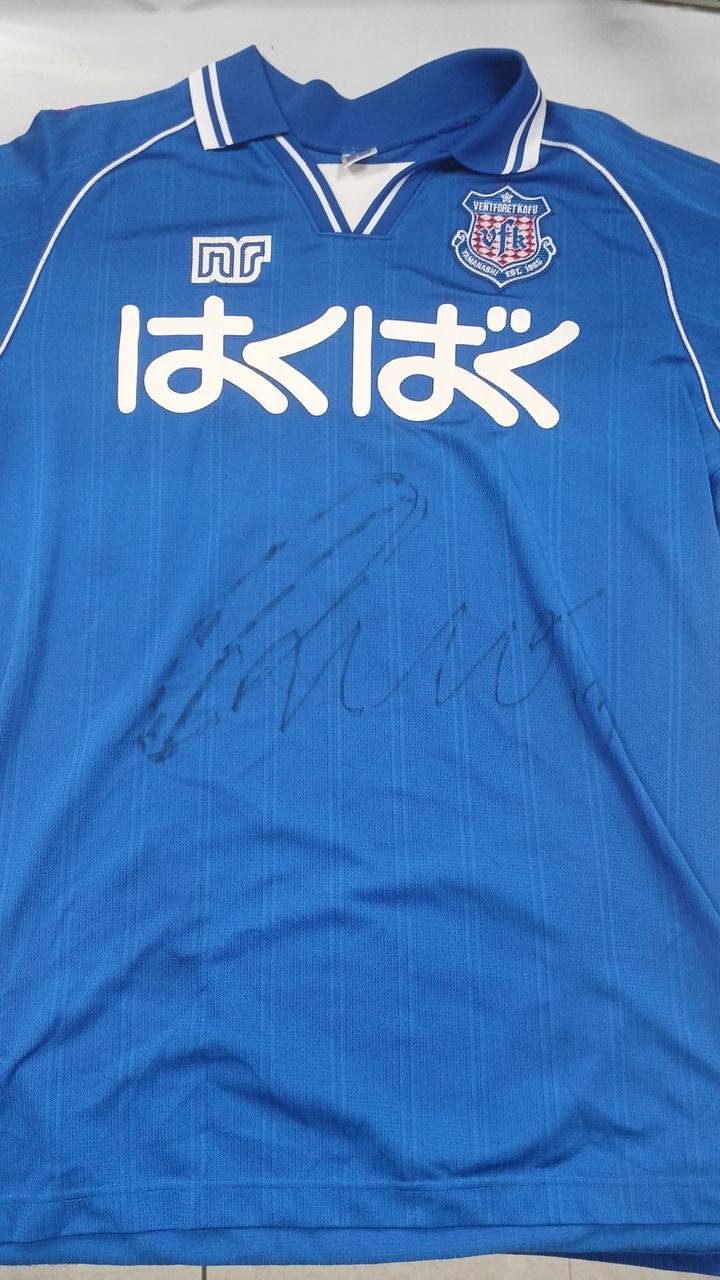 ENNERRE 型番：2001年ホームユニフォーム レプリカユニフォーム各種スポーツ　ウェア