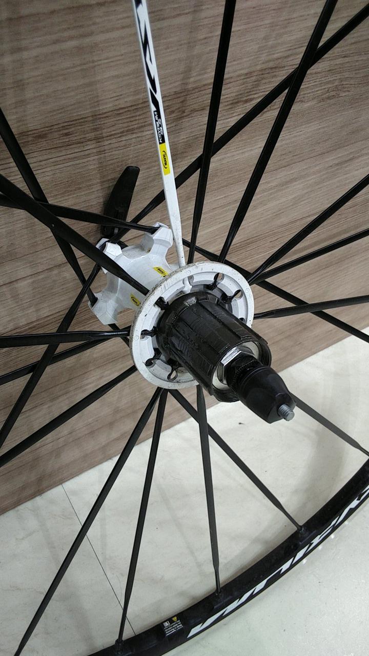 MAVIC ロードバイクホイールセット MAVIC 「マヴィック」 AKSIUM DISC SHIMANO 11s ホイールセット