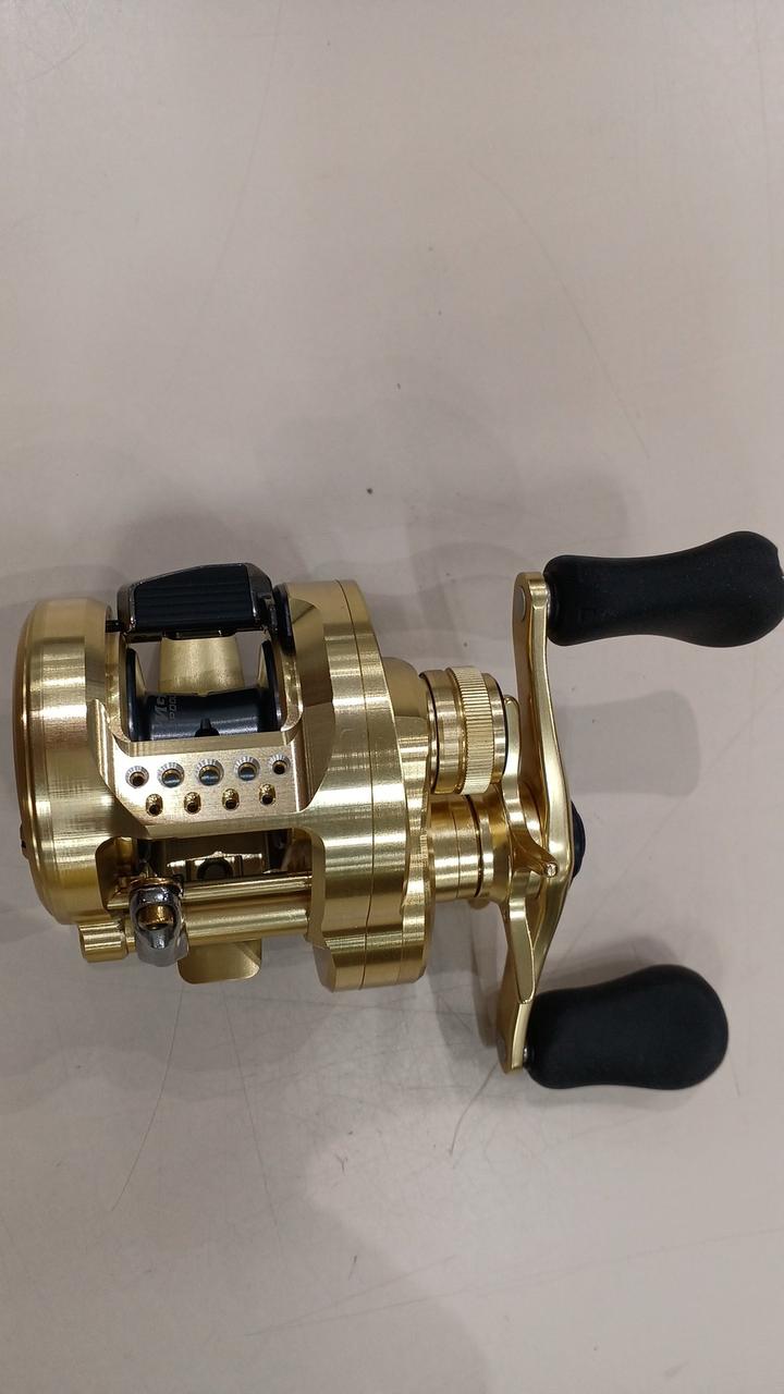 シマノ ベイトリール 金属製 22クラドDCは2022年新登場の世界基準＝200番ベイトリール