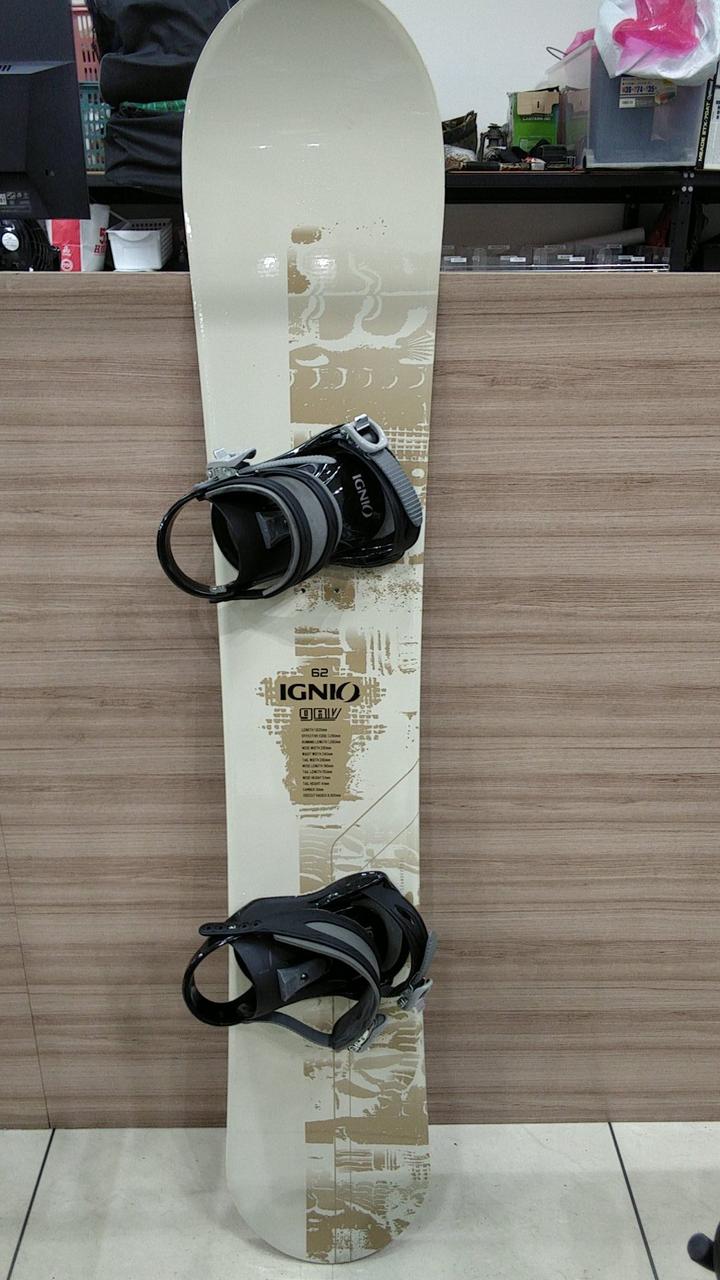 スノーボード(IGNIO)162cm