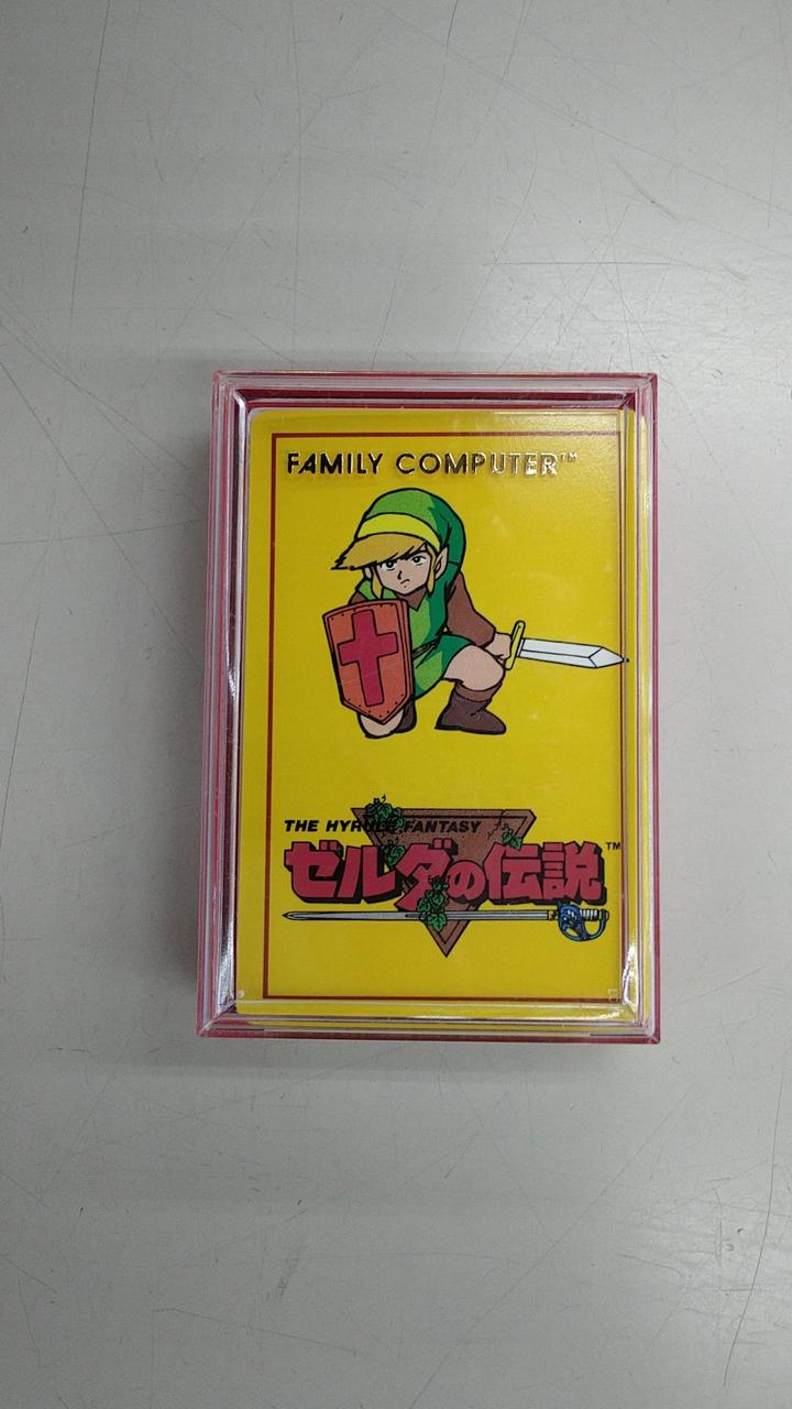 NINTENDO / 任天堂|ファミコントランプ ゼルダの伝説(イエロー