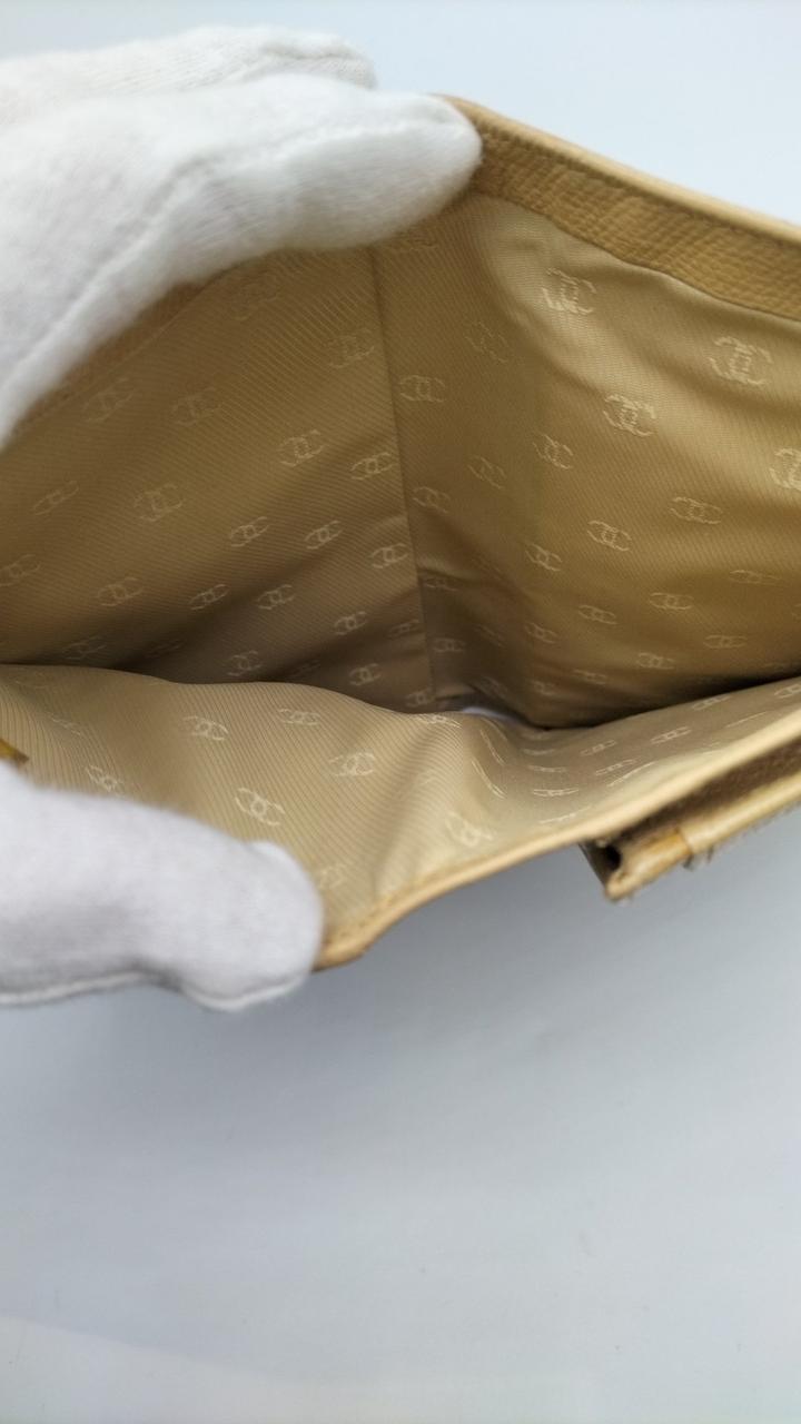 札入れの内側です