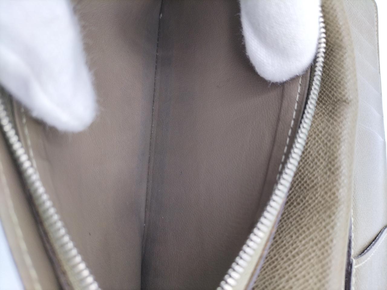 小銭入れ、汚れあります。