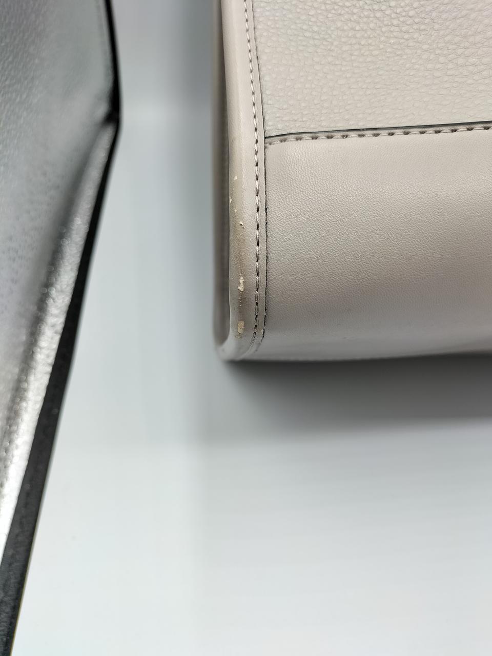 角スレあり(4カ所)