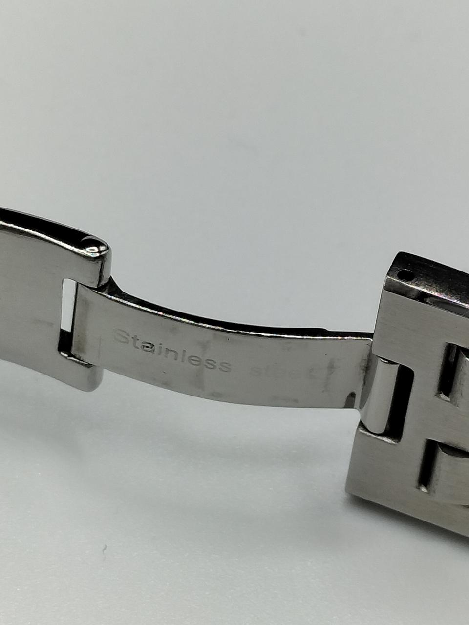 見辛いですが、刻印あり