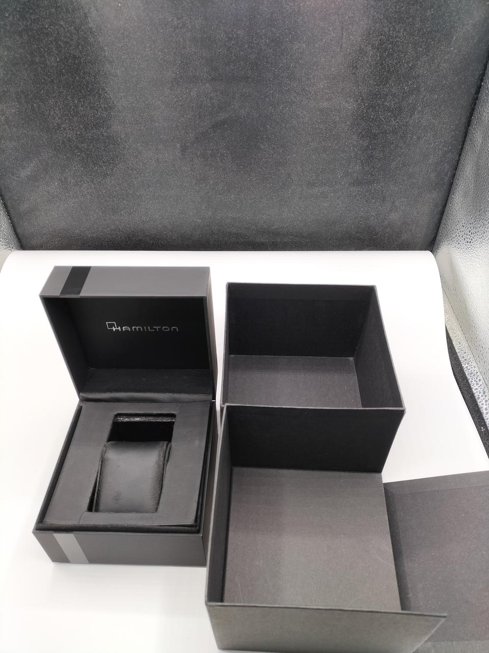 箱の中身です。