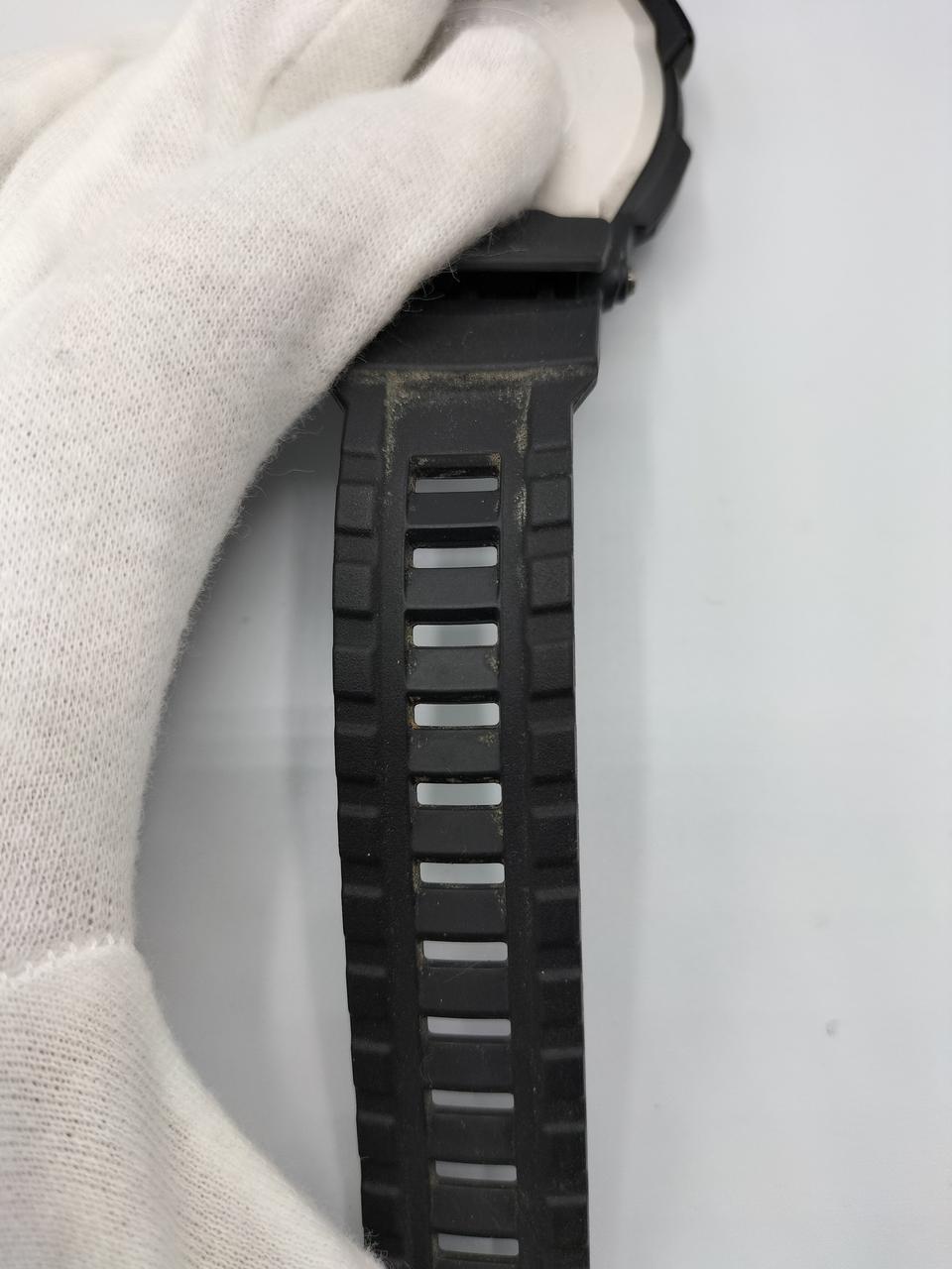 ベルト裏汚れあり