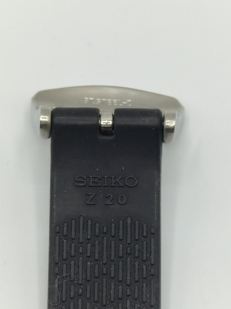 見辛いですが、刻印あり