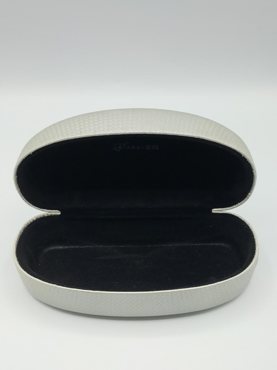 ケースの中身です。