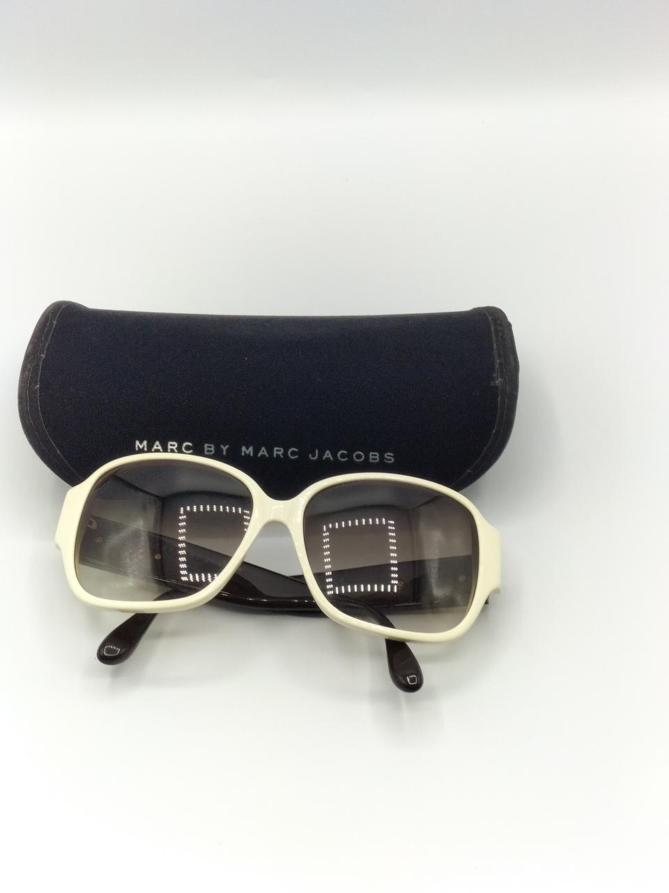 ケース付きあり