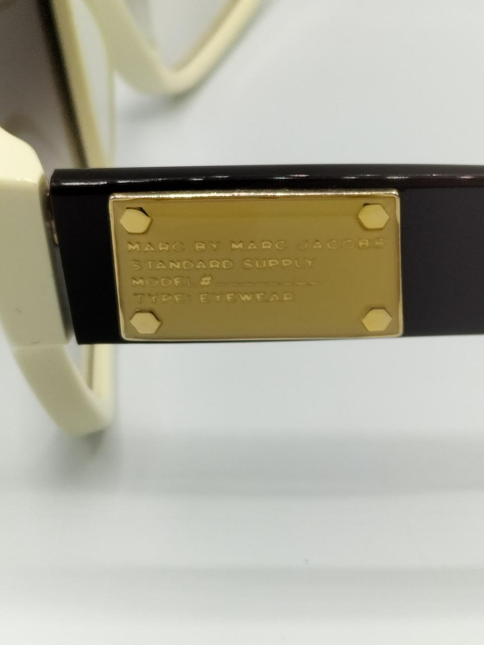 両方も刻印あり