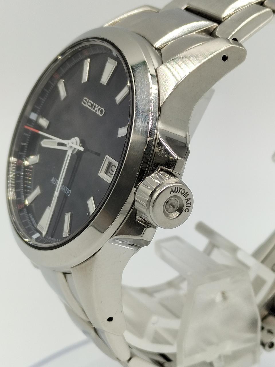 ベゼル側面キズあります