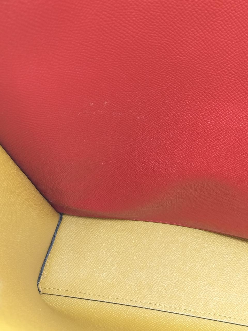 キズがあります