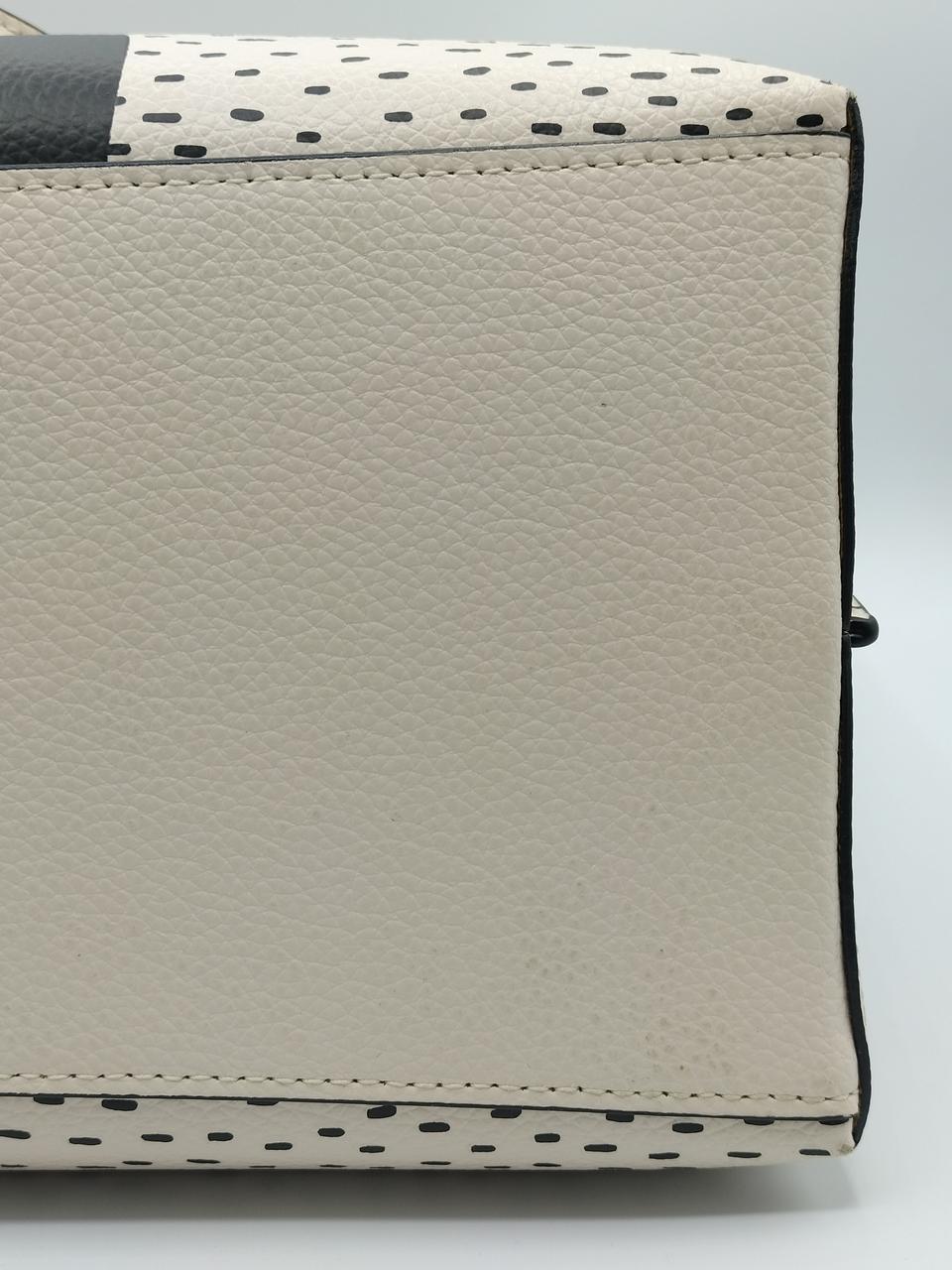 底、全体的に汚れ有ります