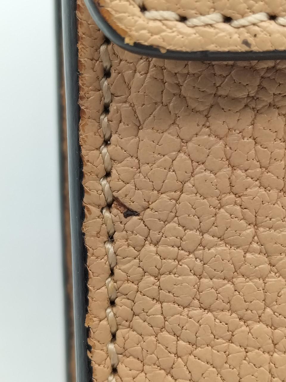 剥がれあります