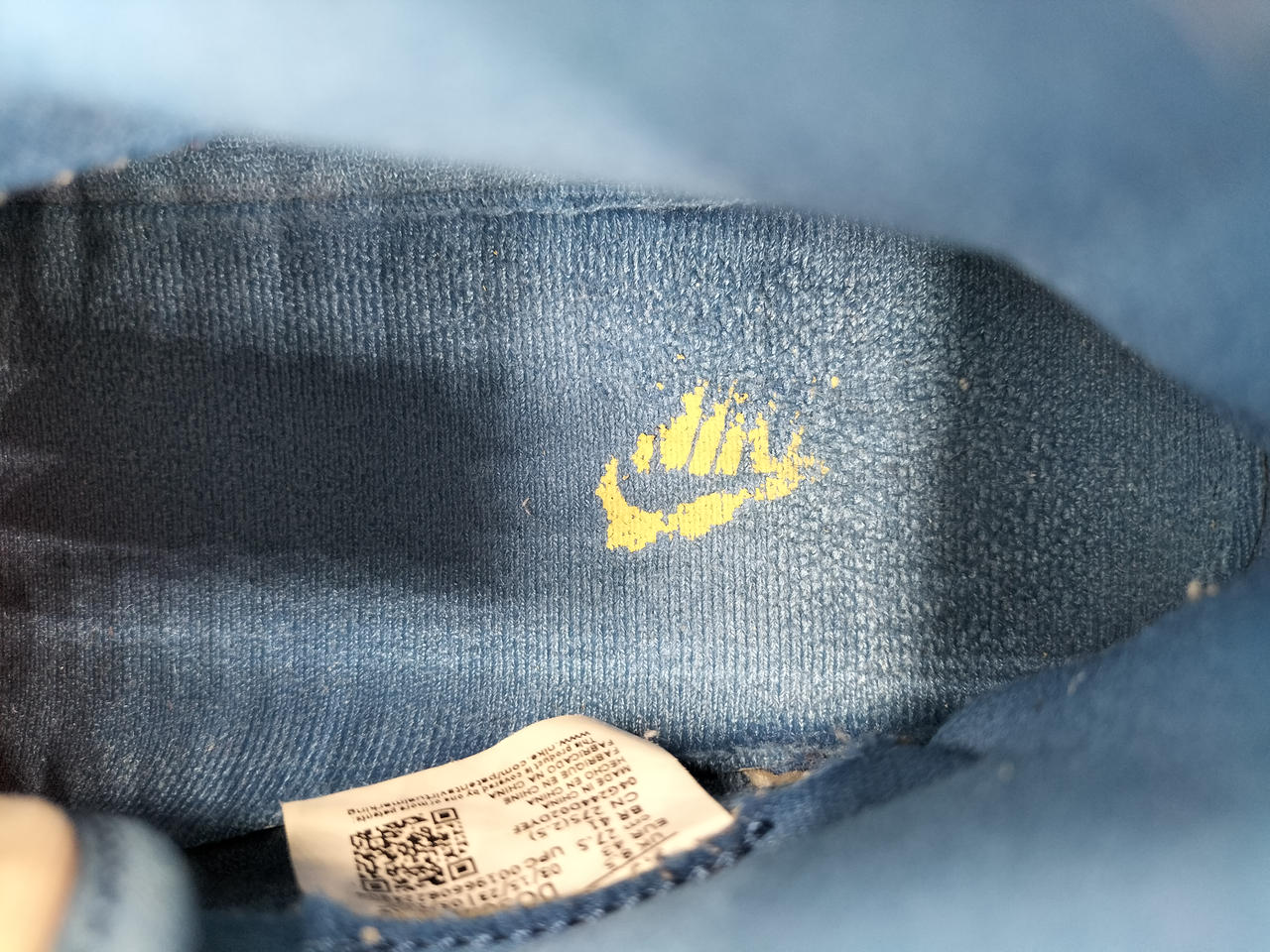 インソール剥がれあり