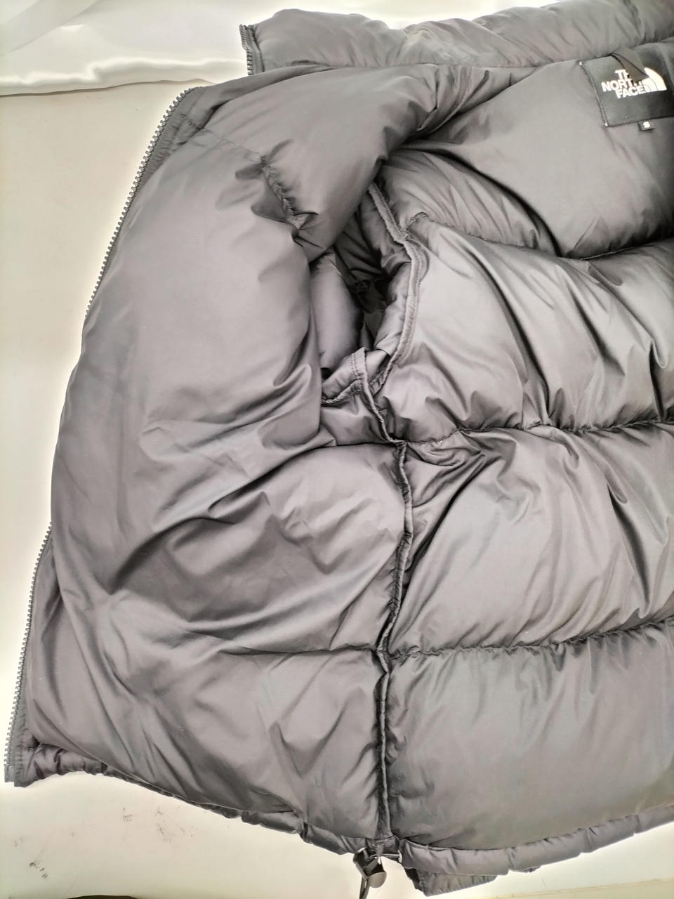 右裏側
