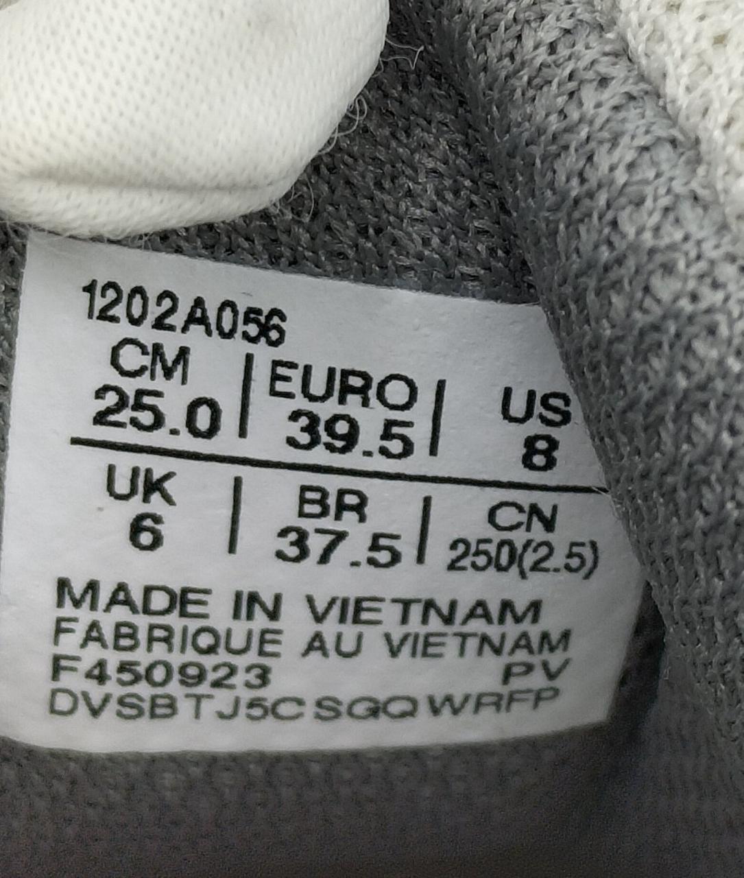 タグの刻印あり