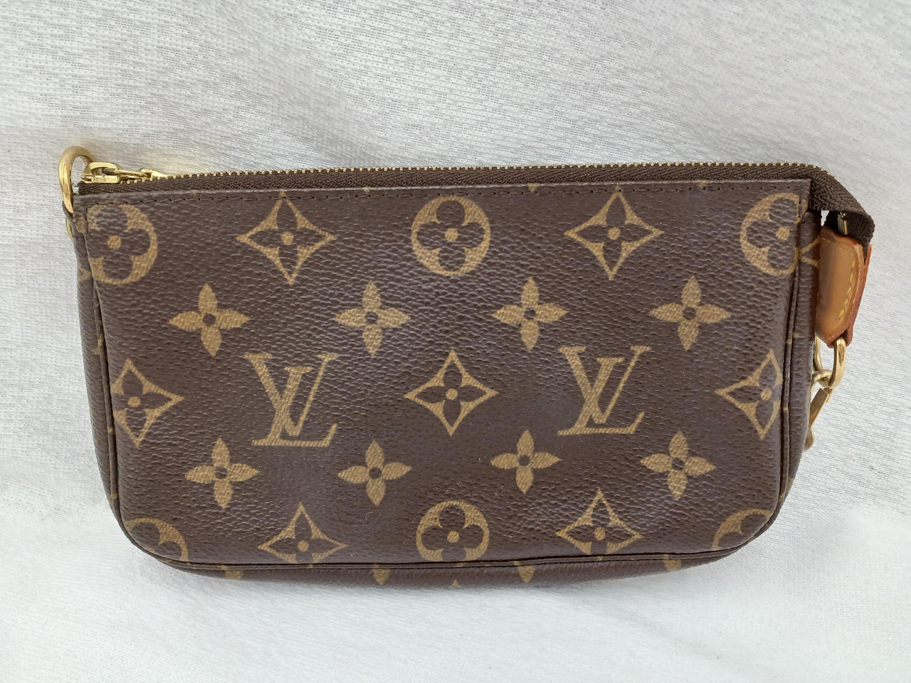 ルイヴィトン(LOUIS VUITTON)|ミニ ポシェット アクセソワール