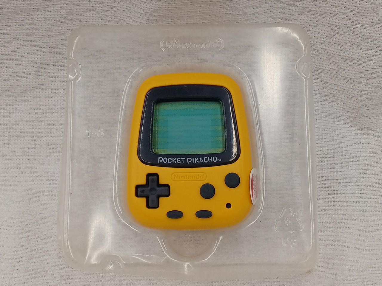 ポケットピカチュウ Amazon.com: Nintendo Pocket Pikachu Japanese : Video Games