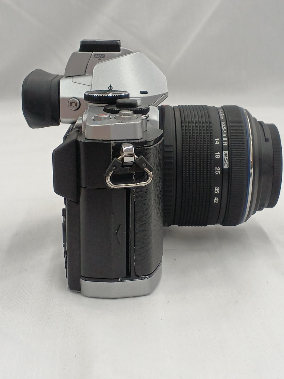 OLYMPUS ミラーレス一眼 レンズ ジャンク品 オリンパス ミラーレス一眼カメラ OM-D E-M5 Mark III 12-45mm