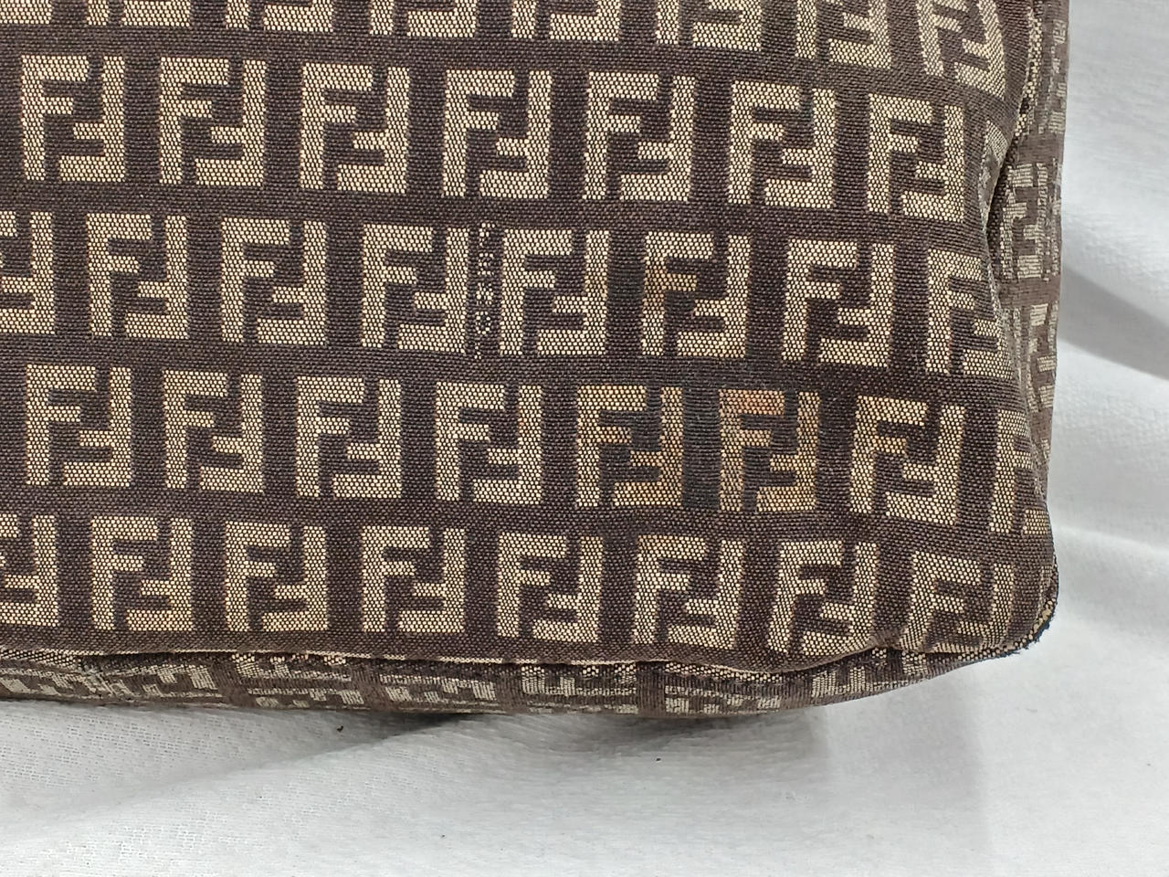 シミあります。