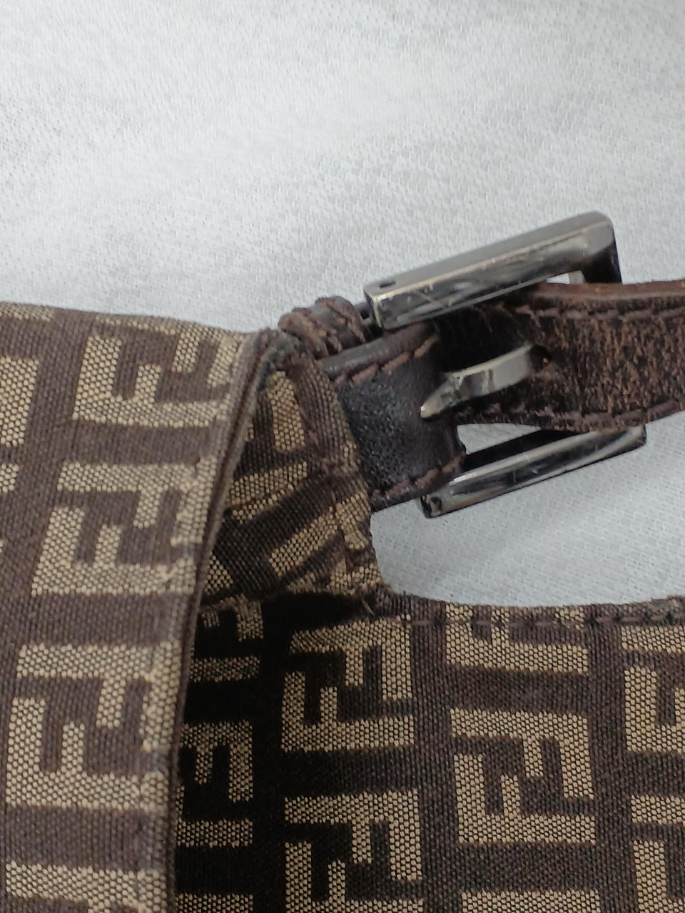 スレ、キズあります。