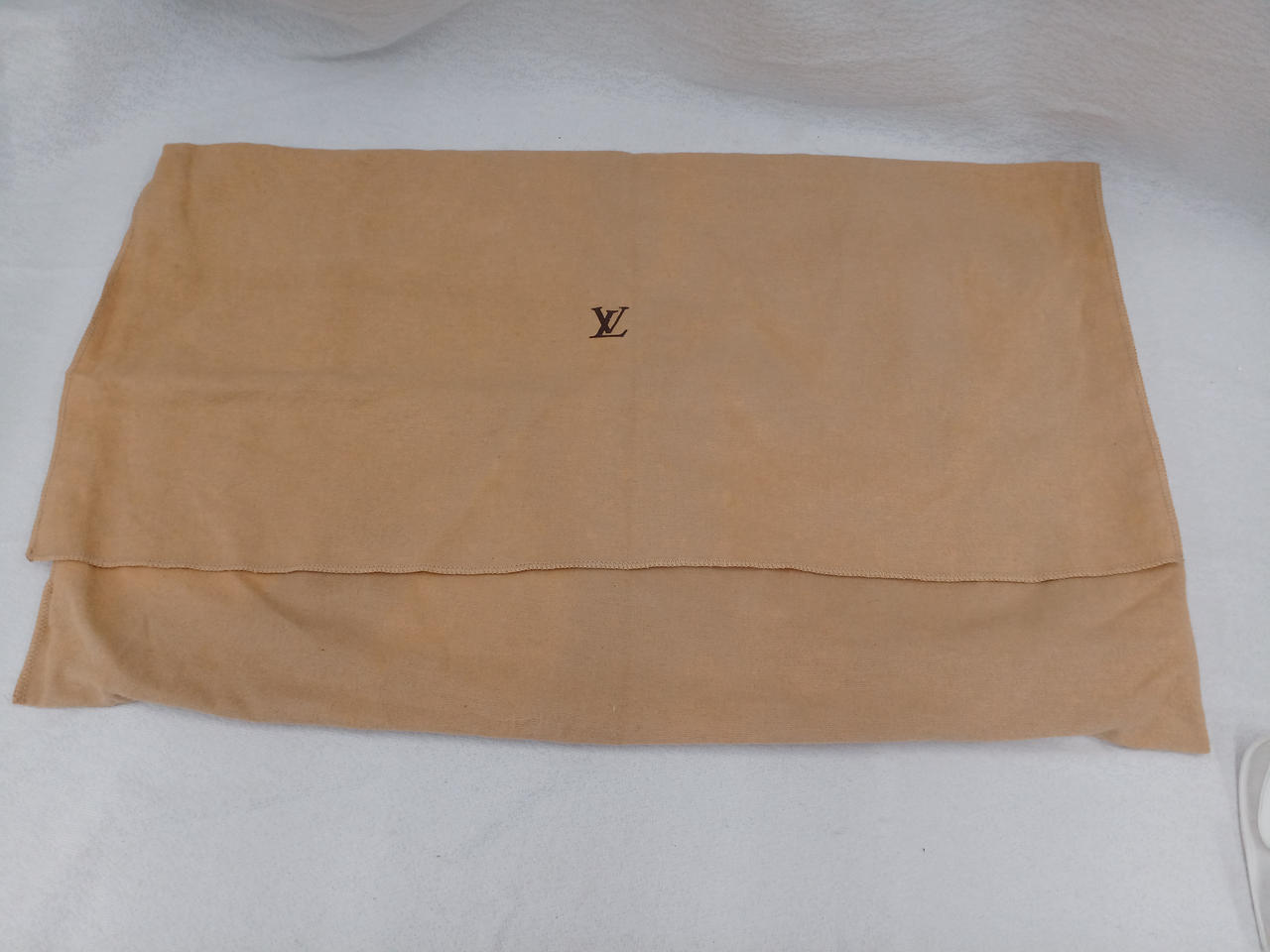 収納袋若干の色抜けあります。