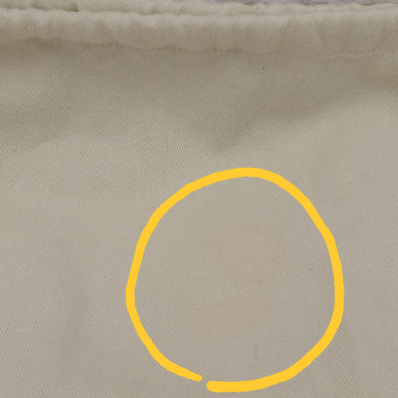 収納袋にシミあります