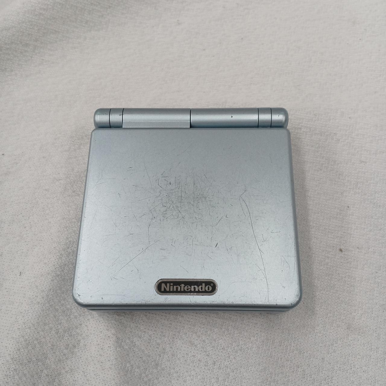 GAME BOY ADVANCE SP