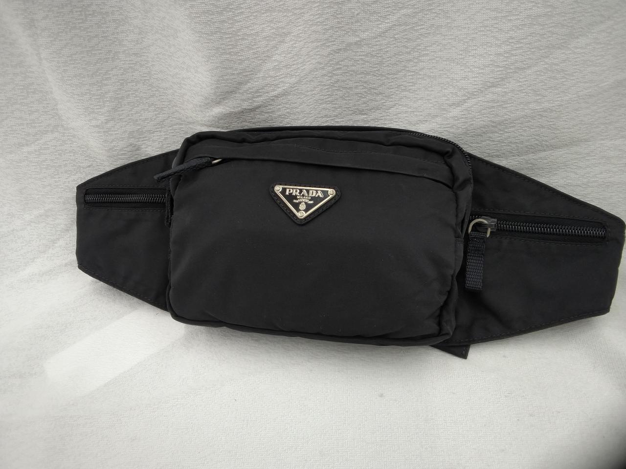 PRADA 型番：V210 ボディーバック 42,900円