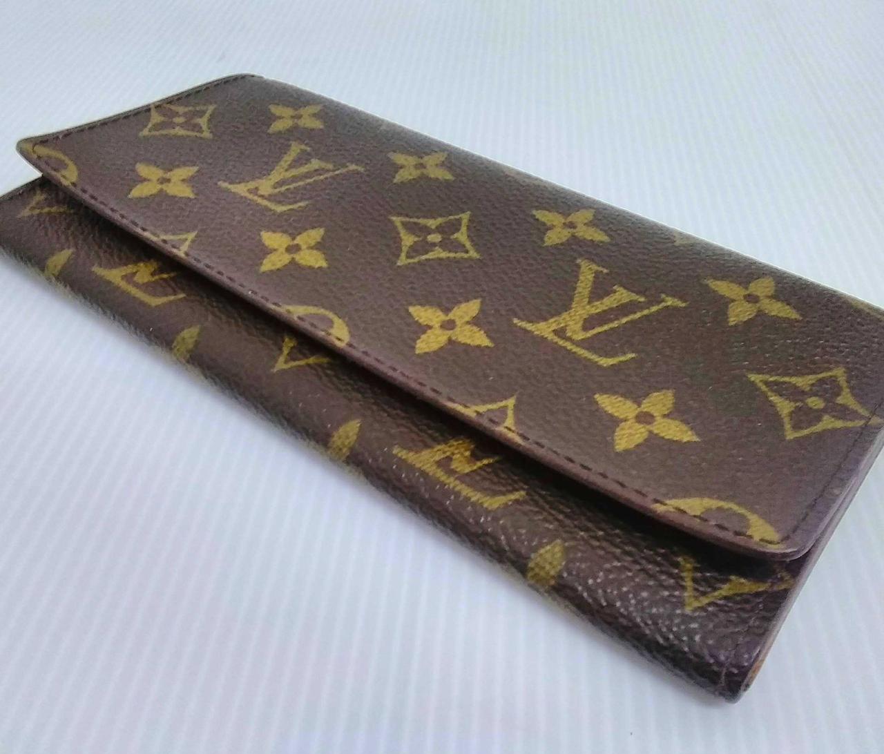 ポルトフォイユ 3カルト クレディΩ 保証期間10日以内返金発送目安3-4日後登録日2021年12月13日横１８cm縦９．５cm