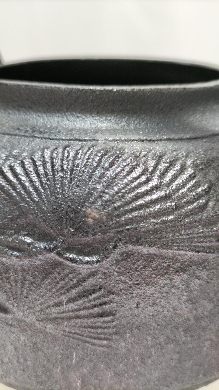 側面に変色あり