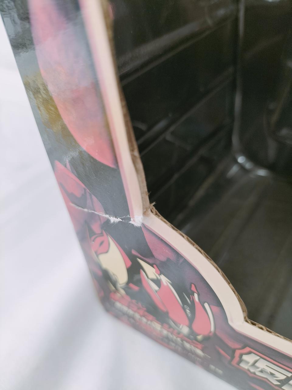 箱にイタミあり