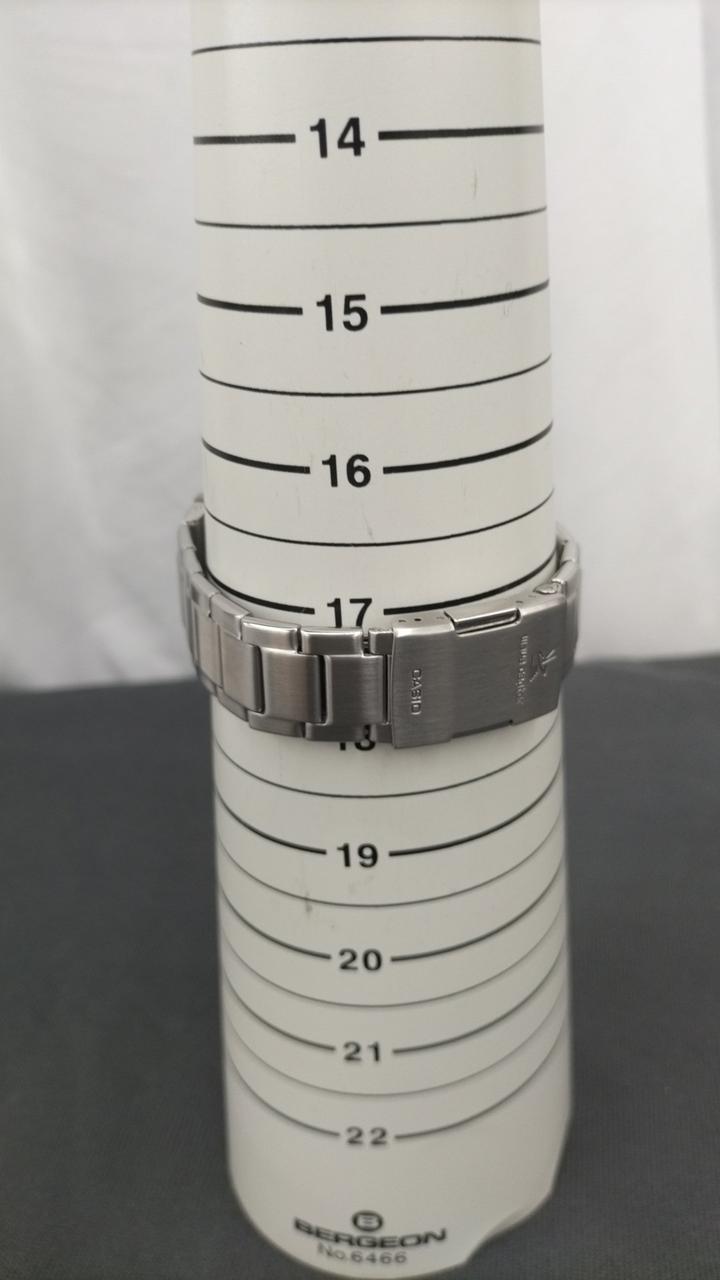 サイズ感の参考になさって下さい