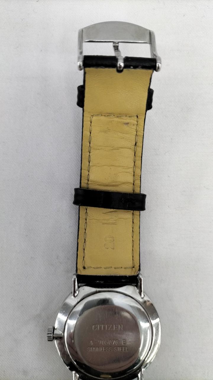 ベルトにイタミあり。