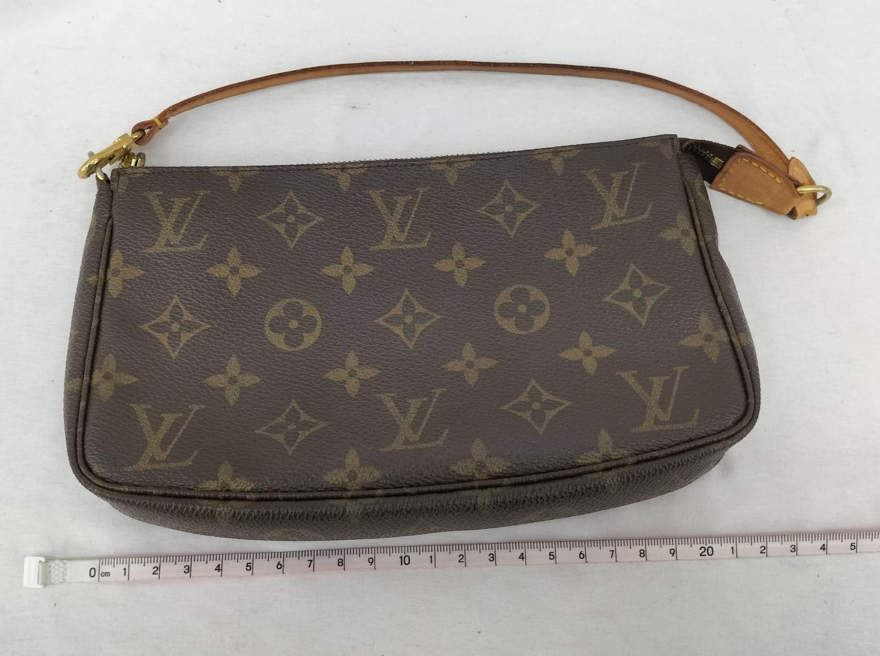 サイズ感の参考になさって下さい