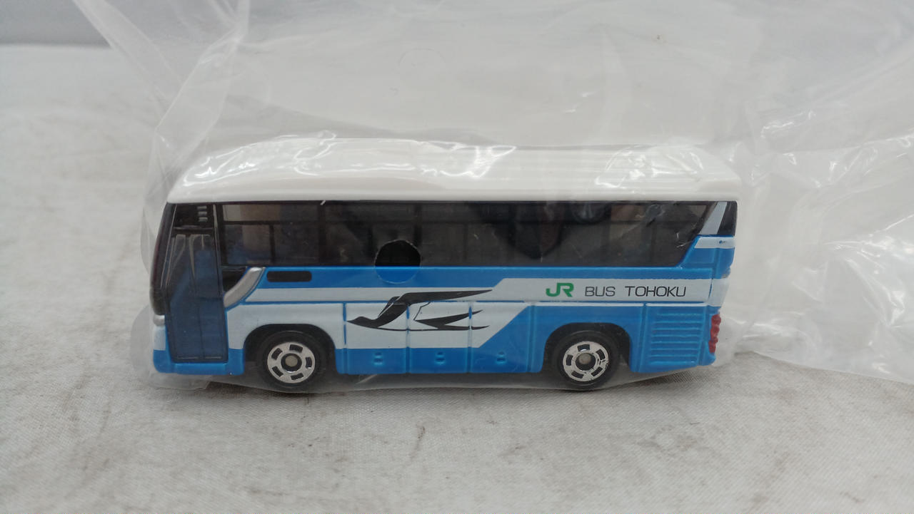JRバス東北　いすゞガーラハイデッカー　びゅうバス 楽天市場】タカラトミー トミカ いすゞ ガーラJRバス東北 | 価格
